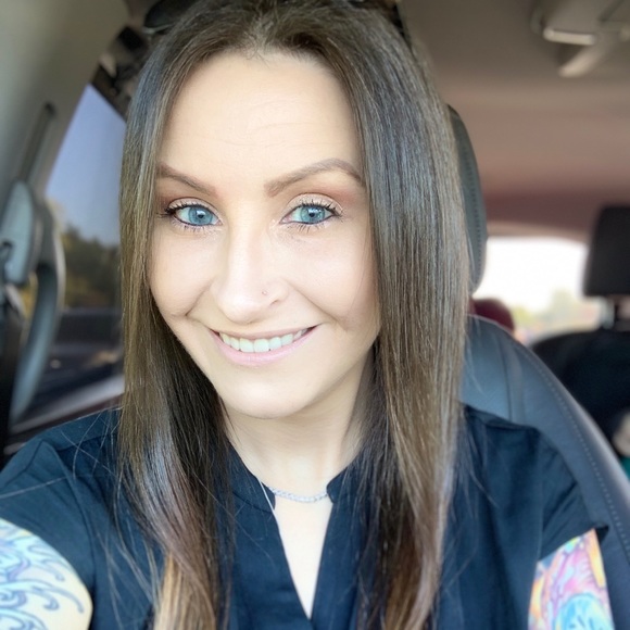 Meet your Posher, Aubrey - Picture 1 of 1